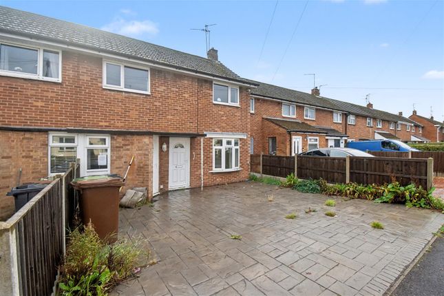 2 bed property, in Chelveston Drive, £155,000