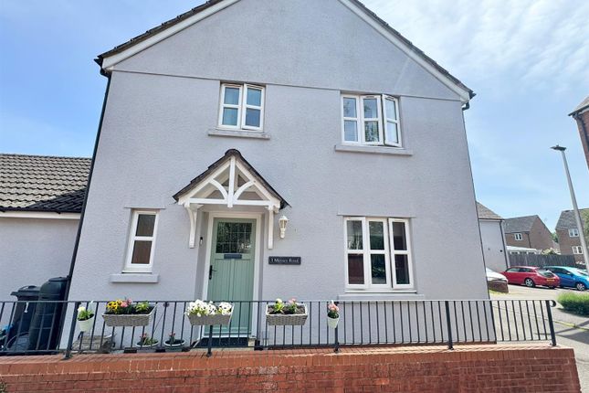 3 bed property, in Massey Road, £300,000