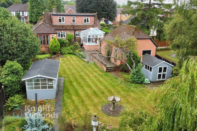 4 bed property, in Salts Avenue, £650,000
