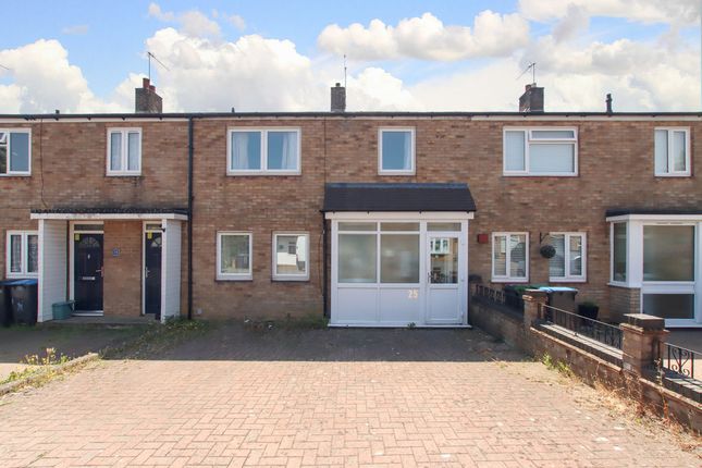 3 bed property, in Poynders Hill, £385,000