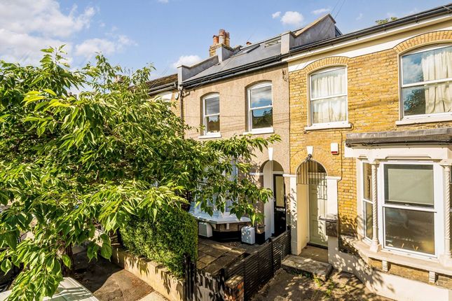 3 bed property, in Ansdell Road, £725,000