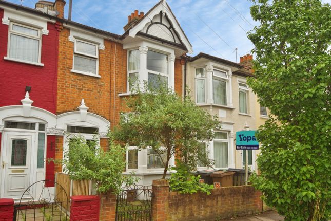 3 bed property, in Empress Avenue, £525,000
