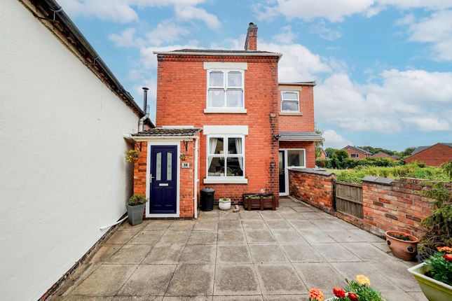 4 bed property, in Newbold Road, £350,000