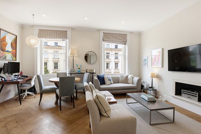 1 bed property, in Belgrave Road, £575,000