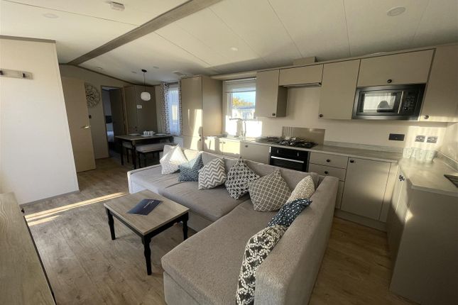 3 bed property, in Monkton Street, £78,995