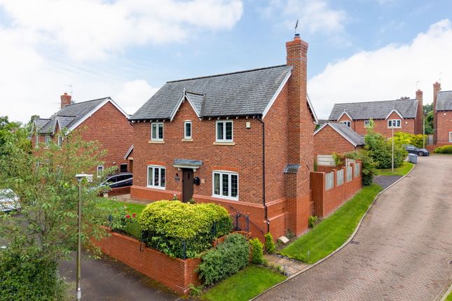 4 bed property, in School Lane, £650,000