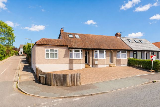 2 bed property, in Daniel Thomas| Upshire Road, £450,000