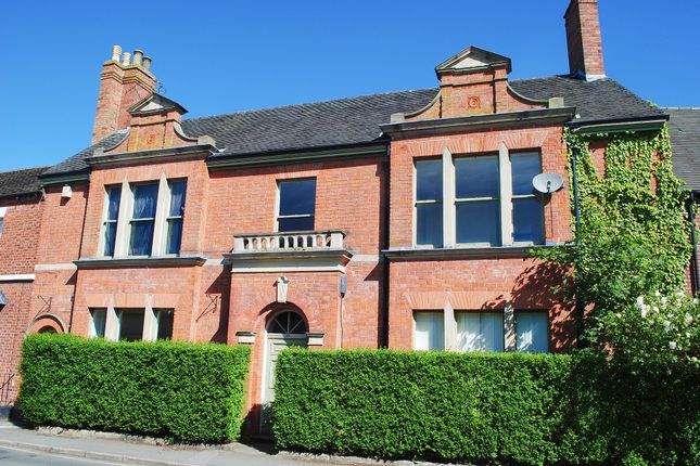 1 bed property, in Shropshire Street, £50,000