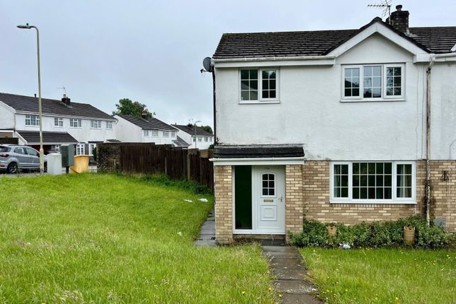 3 bed property, in Highfields, £219,995