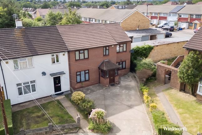 4 bed property, in Emerson Gardens, £750,000