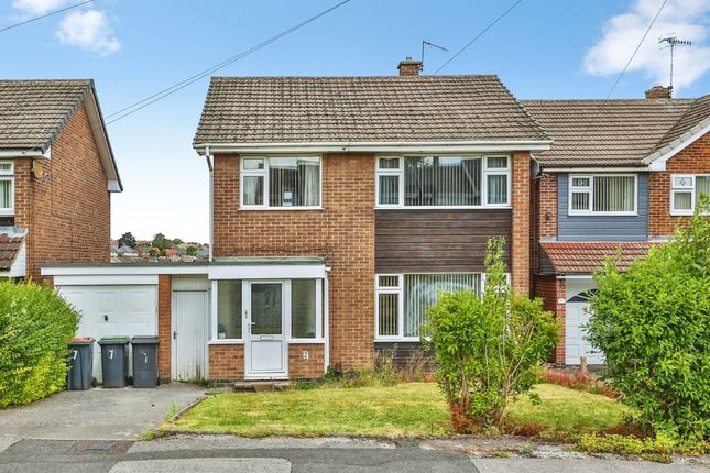 3 bed property, in Primrose Rise, £240,000