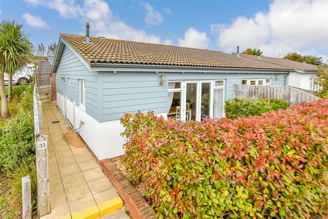 2 bed property, in Fort Warden Road, £120,000