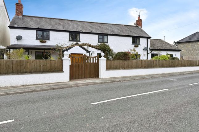 4 bed property, in Main Road, £480,000