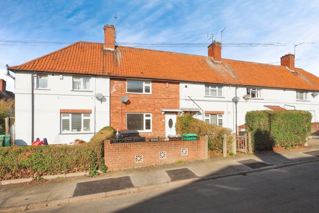 2 bed property, in Olton Avenue, £185,000
