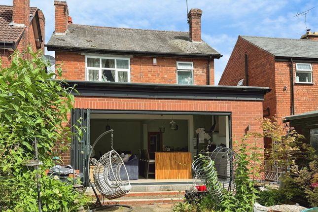 3 bed property, in Lockton Avenue, £325,000