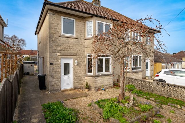 3 bed property, in The Hollow, £400,000
