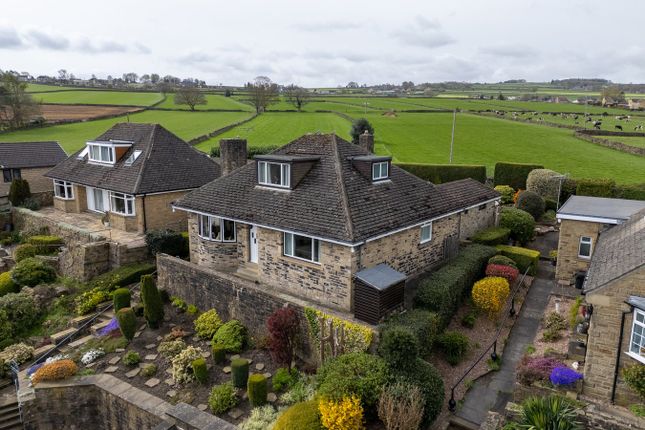 2 bed property, in Banks, £425,000
