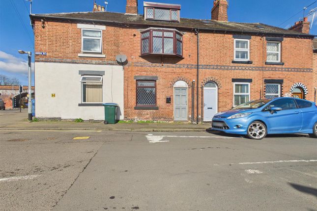 3 bed property, in Arch Street, £130,000