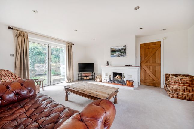 5 bed property, in Broadlands, £1,200,000