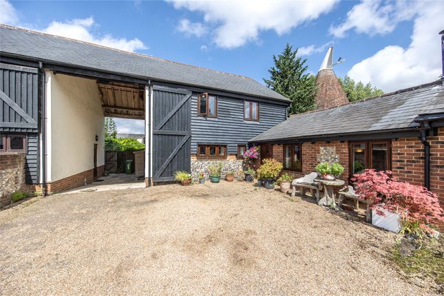 3 bed property, in Hodsoll Street, £575,000