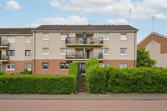 2 bed property, in Southdeen Avenue, £69,995