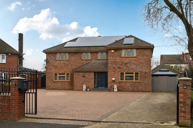 4 bed property, in South Reading, £950,000