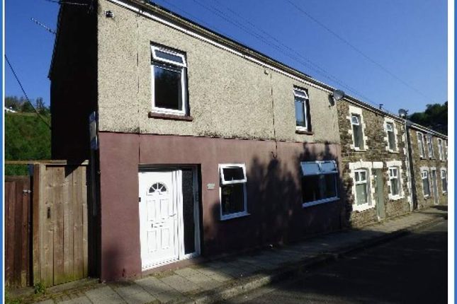 4 bed property, in Gloucester Buildings, £160,000