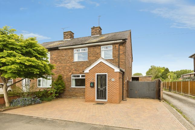 3 bed property, in Victoria Road, £230,000