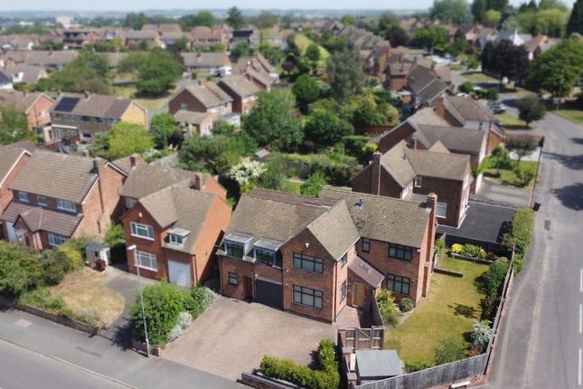 5 bed property, in Valley Road, £675,000