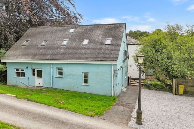 4 bed property, in Merrymeet, £275,000