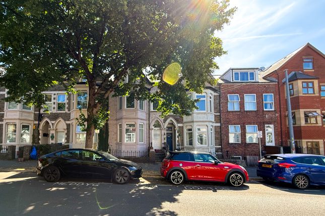 4 bed property, in Cathays Terrace, £280,000