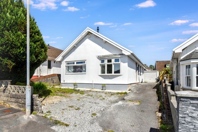 4 bed property, in Lime Grove, £315,000