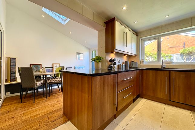 3 bed property, in Rylands Street, £250,000