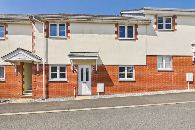 2 bed property, in The Mowhay, £137,500