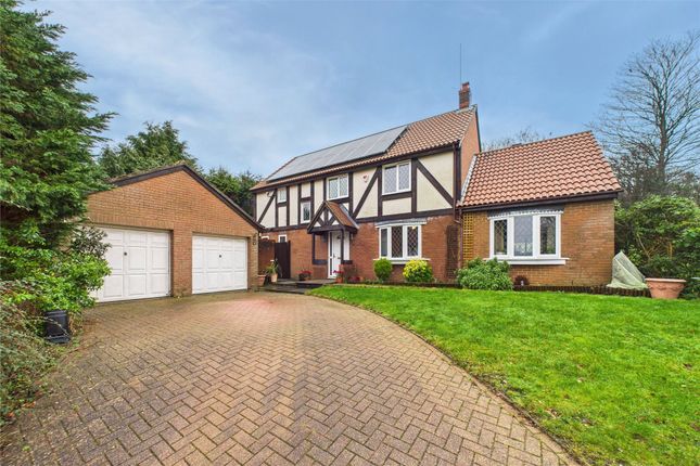 4 bed property, in Fletcher Gardens, £800,000