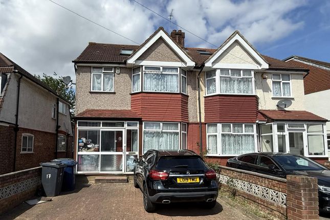 4 bed property, in Kingsley Avenue, £629,950