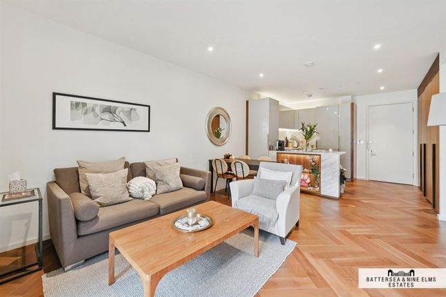 2 bed property, in Ambassador Building, £875,000