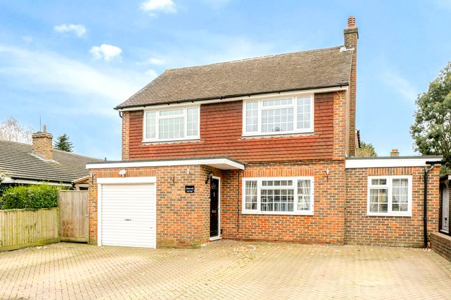 5 bed property, in Green Lane, £725,000