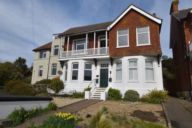 3 bed property, in Seabrook Road, £375,000