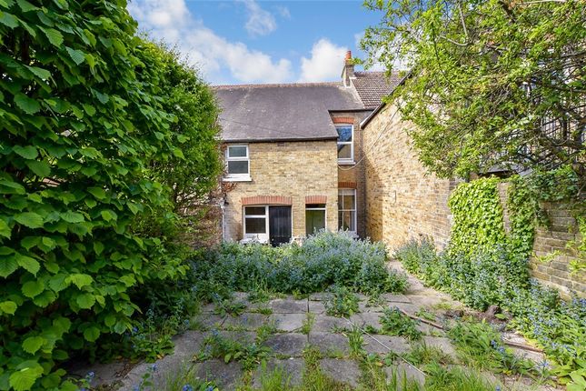 3 bed property, in Upper Dane Road, £260,000
