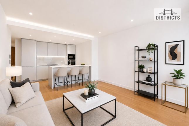 1 bed property, in Hampton Tower, £700,000