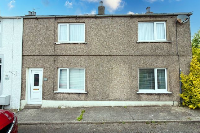 2 bed property, in Little Broughton, £100,000