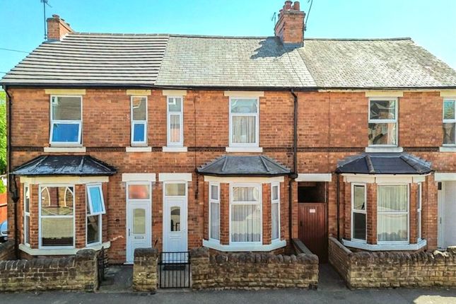 2 bed property, in Querneby Road, £200,000