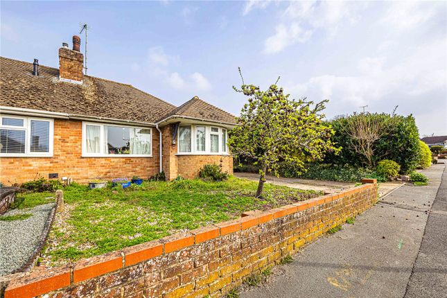 2 bed property, in Medley Close, £375,000