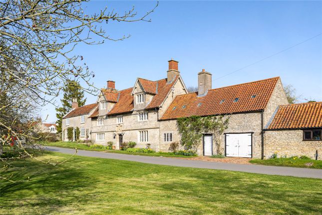 5 bed property, in Little Humby, £1,025,000