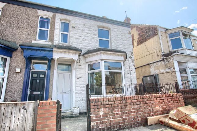 4 bed property, in Oxford Road, £60,000