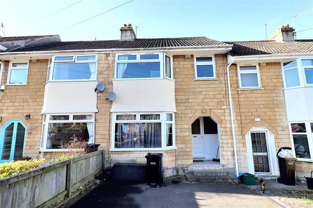 5 bed property, in Ivy Avenue, £575,000