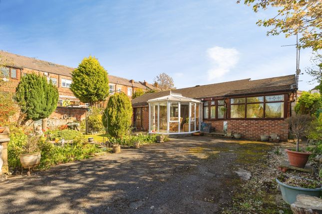 3 bed property, in Stockport Road West, £400,000