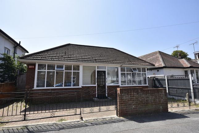 5 bed property, in Cuthbert Road, £550,000
