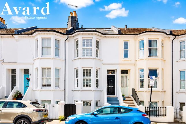 4 bed property, in Montgomery Street, £775,000